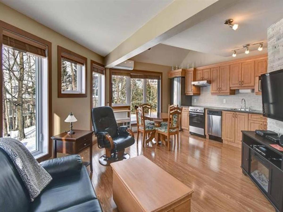 Bright Condo Near The Lake By Globalstay Mont-Tremblant Buitenkant foto